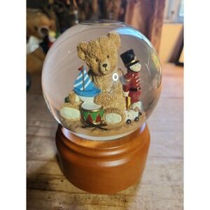 VTG Sterling Collectibles Musical Christmas Teddy Bear Snow Globe (1990-2000)